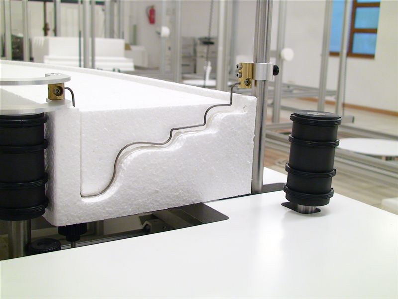 The Base and Arch foam cutter